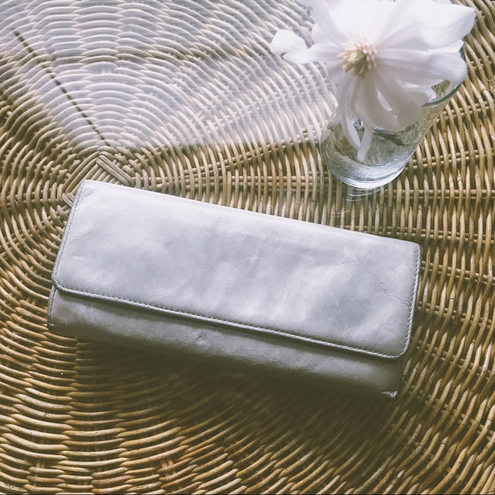 Hobo: cloudy grey tri-fold leather wallet